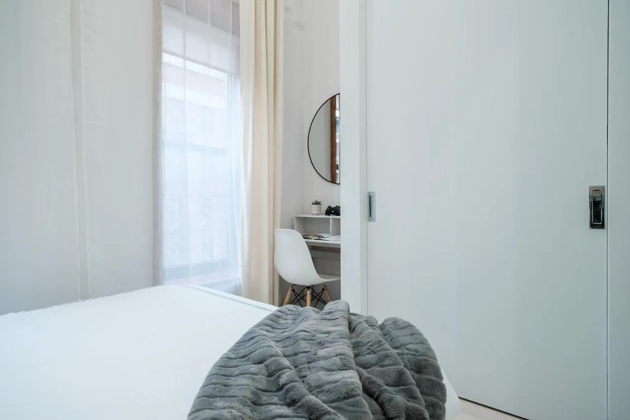 317-4B New 1 Bedroom Prime Upper East Wd Walk 2 C Park نيو يورك شقة