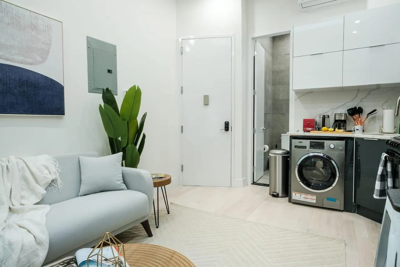 Apartment 317-4B New 1 Bedroom Prime Upper East Wd Walk 2 C Park New York